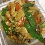 Best Chicken Cantonese Noodles in Apple Valley, MN